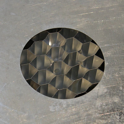 DIN Antykrap Kompozyty Honeycomb Płytka ze stali nierdzewnej Grand Metal