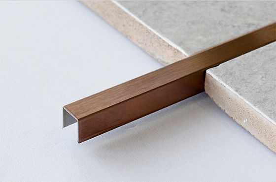 Zewnętrzna listwa narożna ze stali nierdzewnej o grubości 2 mm Metalowa listwa wykończeniowa do płytek ceramicznych
